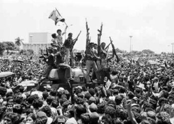 Through Susan Meiselas’ Lens: Unveiling the Heart of Nicaragua’s Revolution