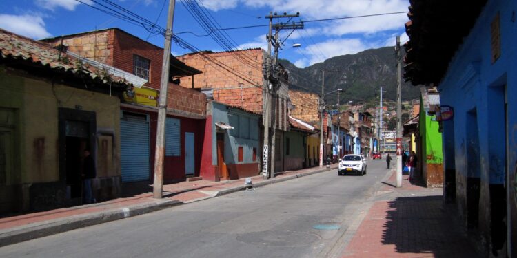 Renewing Dreams: A Fresh Start for the Resilient Souls of Barrio San Bernardo in Bogotá