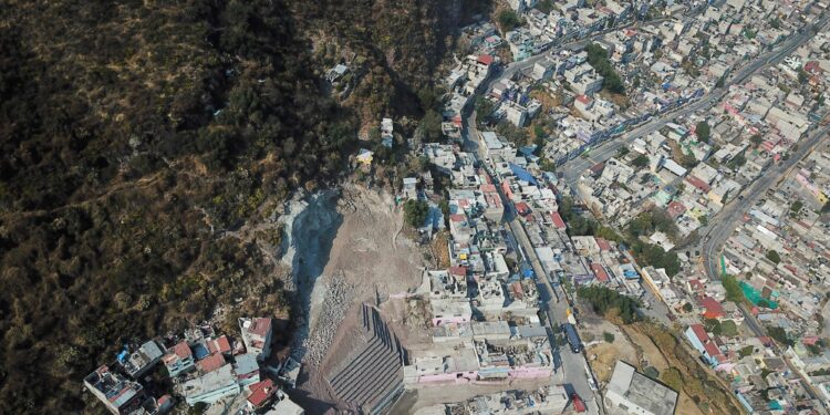 Unforgettable Highlights from Latin America: Landslides, Euthanasia Law, and Breathtaking Visuals!