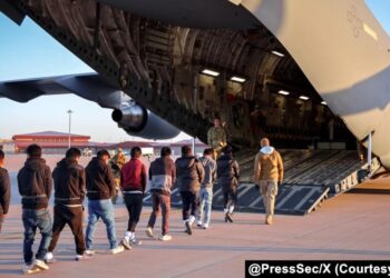 Groundbreaking Moment: First Deportees from the US Arrive in Kingston for 2025