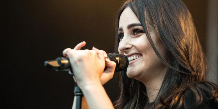 Major Banks Eye $20 Billion Loan for Argentina Amid U.S. Treasury Negotiations