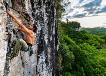 An Inspiring Encounter: The Heartwarming Journey of Two Jamaican Climbers