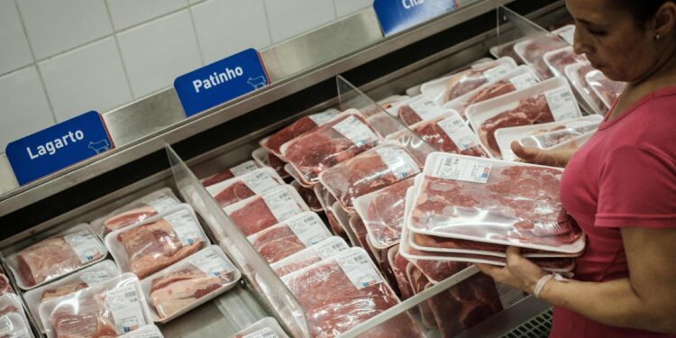 Brazil’s Beef Boom: JBS Fuels a Surge in U.S. Imports as Domestic Herds Decline