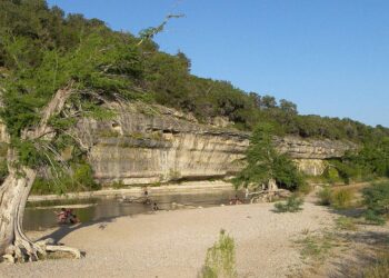Experience the Thrilling Surge of Floodwaters Along the Guadalupe River!