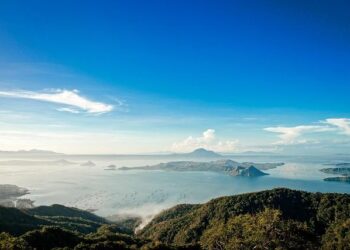 Explosive Insights: The Dramatic Eruptions of Soufriere Hills Volcano from August 1-7, 2001