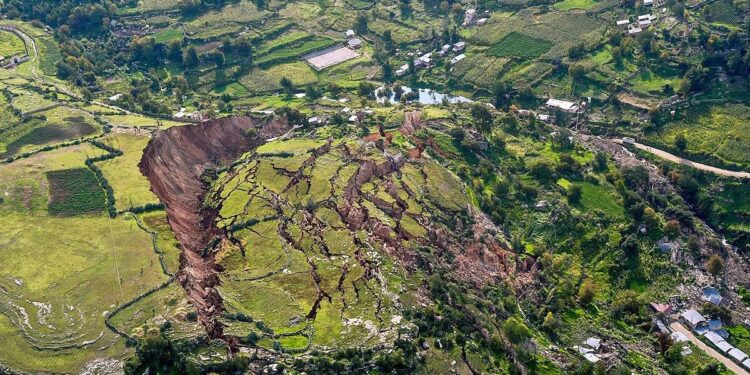 Unforgettable Highlights from Latin America: Landslides, Euthanasia Law, and Breathtaking Visuals!