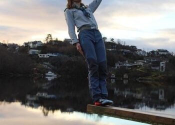 Girl Scouts Join Forces to Celebrate 250 Years of American Heritage!