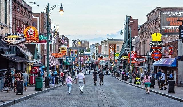 Memphis Shines Bright: A Stunning Victory Over Arkansas Bolsters the American Conference’s Legacy!