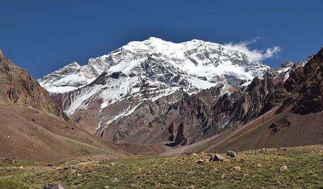 Andy Summers Takes Us Behind the Scenes of the Legendary Montserrat Sessions in ‘Under the Volcano