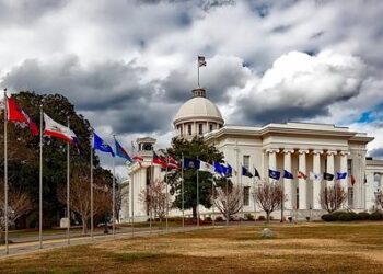 Understanding the Controversy: Trump’s Bold Move to Deploy Active Duty Troops in Los Angeles