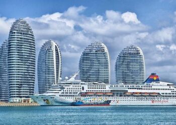 Governor Launches Ambitious Initiative to Transform US Shipping with Innovative Virgin Islands Ship Registry