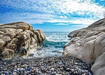 USVI Governor Launches Ambitious Initiative: New Tariffs on BVI Imports and Exciting Travel Fees for Visitors!