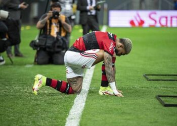 Exploring Economic Strategies: An Exclusive Interview with Gabriel Oddone, Uruguay’s Finance Visionary