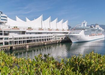 Set Sail on an Unforgettable Luxury Cruise from Vancouver to Mexico, Costa Rica, and Aruba at an Incredible Price!