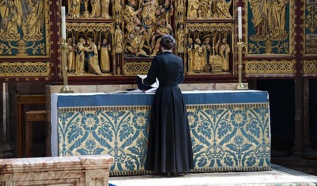 Local Pastor Receives Prestigious Award for Remarkable 60 Blood Donations in Suriname!