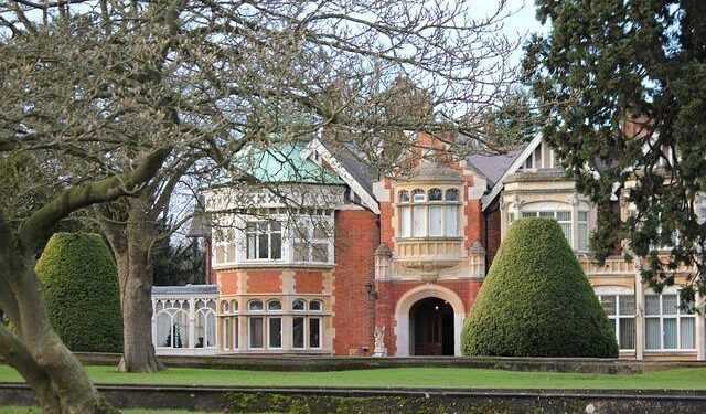 Honoring Milton Cato: A Pioneering Force in History’s Legacy