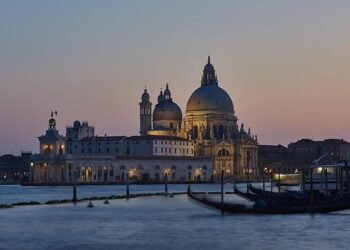 Urgent Travel Alert: U.S. Government Personnel and Families Must Leave Jamaica Immediately!