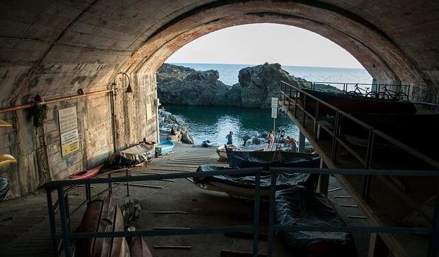 Trump’s Call to Cut U.S.-Cuba Remittances and Flights: A Bold Step Towards Transformation