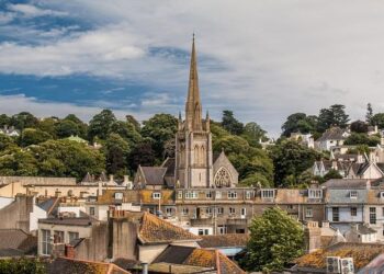 Governor Pledges Strong Vigilance as US-Venezuela Tensions Escalate