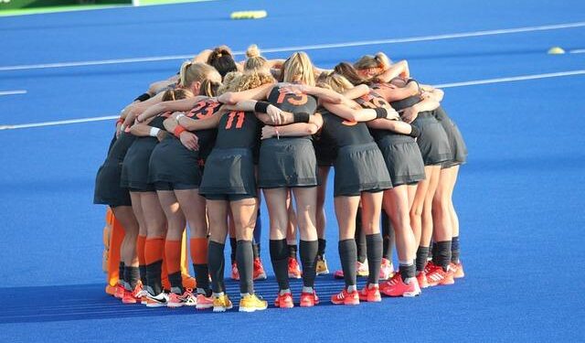 Epic Clash: US and Canada Face Off for Gold in Men’s Hockey Final!