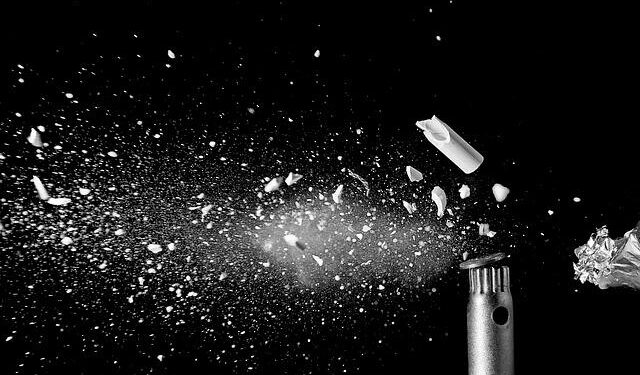 American Airlines Flight Shocks Passengers with Discovery of Bullet Hole!