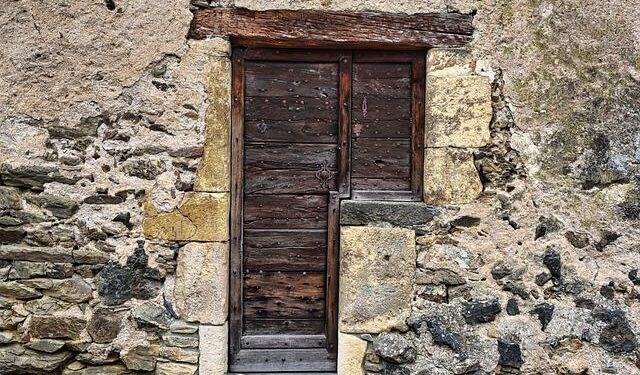 Former Suriname President Calls for Justice in Son’s U.S. Immigration Battle