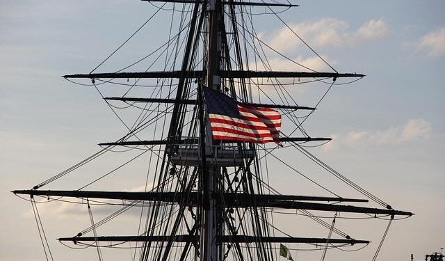 Breaking Barriers: The First American Warship Docks in Trinidad and Tobago Amidst Escalating Tensions with Venezuela