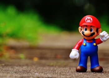 Heartbreaking Tragedy: Former Football Star Mario Pineida Loses Life in Ecuador’s Escalating Violence