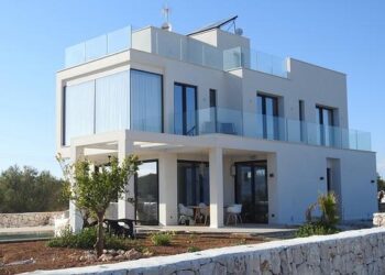 Breaking Barriers: Tackling Today’s Housing Project Challenges