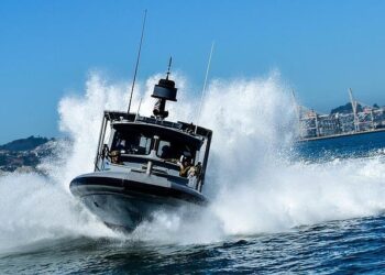 USNS Comfort Embarks on a Journey of Hope from Colón, Panama!