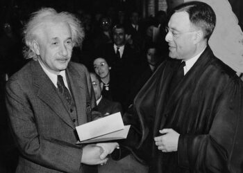 Discovering New Horizons: The Rising Trend of Americans Seeking Canadian Citizenship