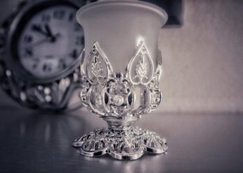 Discover the Mysteries of Spain’s Enigmatic Mountain: From the Holy Grail to UFOs!