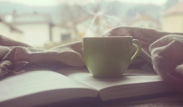 Unpacking America’s Dual Economy: Key Insights and Trends