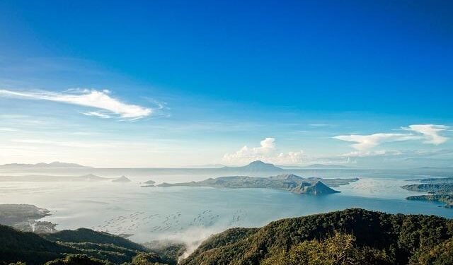 Captivating Views of the Soufriere Hills Volcano: Nature’s Fiery Marvel