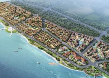 Uncover the 10 Most Enchanting Coastal Small Towns in the U.S. for Your 2026 Getaway!