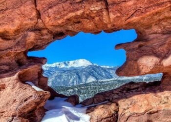 Unleash Your Inner Explorer: 10 Unforgettable Adventures in Colorado Springs!
