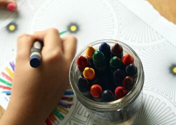 Revolutionizing Early Education: Colorado Families Save $6,300 a Year with State-Funded Preschool!