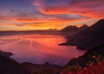 Uncover Central America’s Best-Kept Secret: Indulge in Luxury Resorts and Thrilling Surf Adventures!