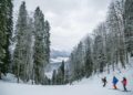 Unbelievable Heatwave Strikes US Ski Resorts: Snow Melts Away as Skiers Swap Gear for Bikinis!