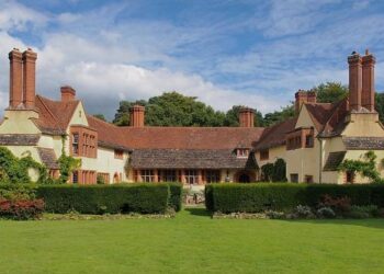 Goddards Takes a Bold Leap: Expanding into South America!