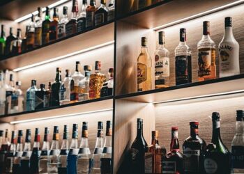 Uncover the Best Bars in Tortola: Your Ultimate Guide to Thriving Nightlife in the British Virgin Islands!
