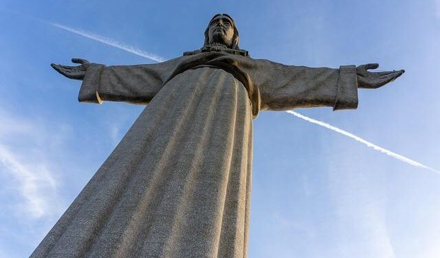 Viva Cristo Rey: A Colorful Celebration of Faith and Unity in Sydney’s Hispanic Community