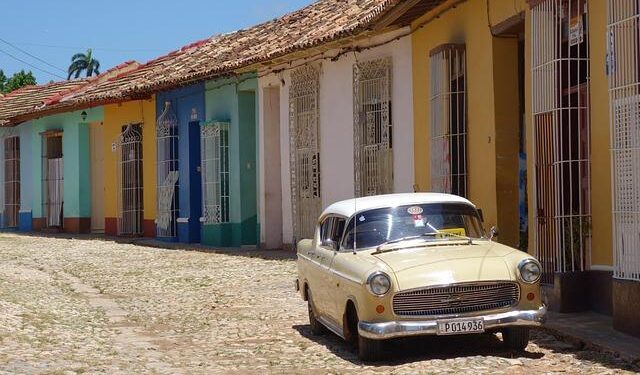 Embracing Unity: A Heartfelt Tribute to Cuba from Saint Kitts and Nevis