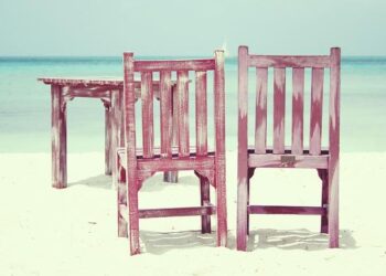 Uncover the Enchanting Allure of Aruba’s Historic Hotel: Your Ultimate Caribbean Getaway Awaits!