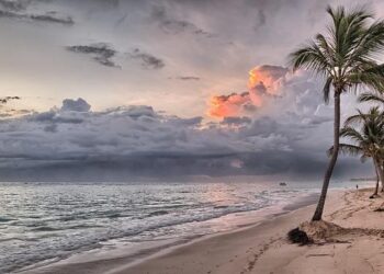 Discover the Caribbean Paradise: Important Travel Advisory You Need to Know!