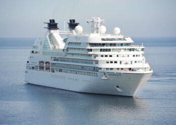 High Seas Mayhem: American Cruise Passengers Arrested for Brawling and Assaulting Police in the Bahamas