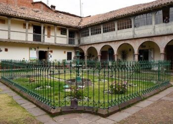 Exploring the Rise of US Imperialism in the Americas and Peru