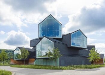 Herzog Expands Israel’s Influence in Central America Through Key Visits to Panama and Costa Rica