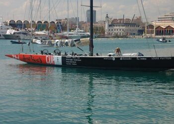 Experience the Excitement: The World’s Fastest Foilers Battle for Glory in the 2017 America’s Cup!