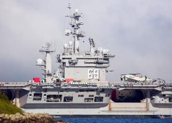 U.S. Warship Docks in Trinidad and Tobago Amid Rising Tensions with Venezuela